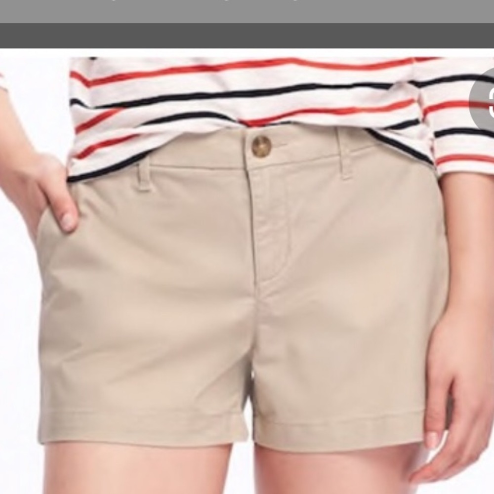 Khaki old navy shorts